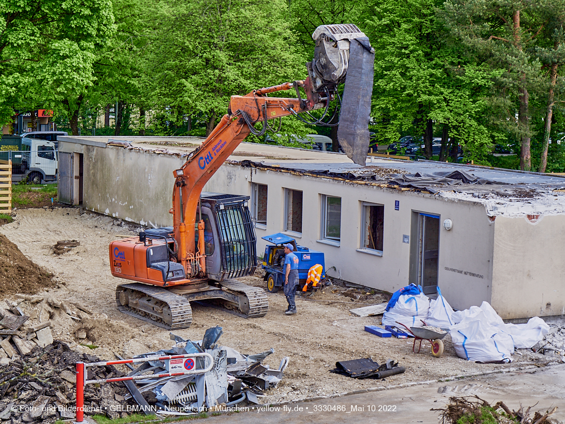 10.05.2022 - Baustelle am Haus für Kinder in Neuperlach